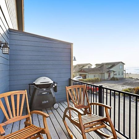 The Mermaid'S Den Gold Beach Exterior photo