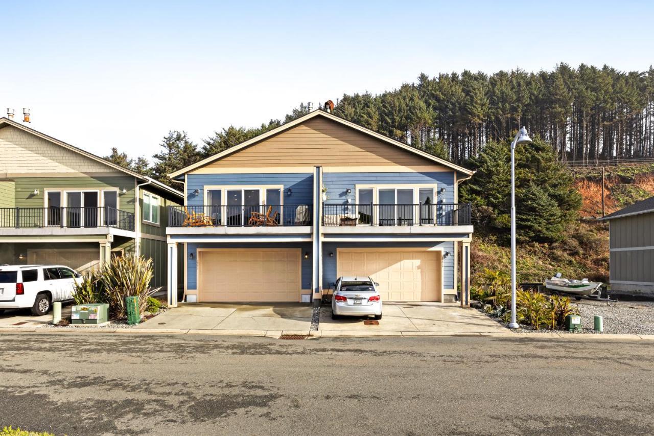 The Mermaid'S Den Gold Beach Exterior photo